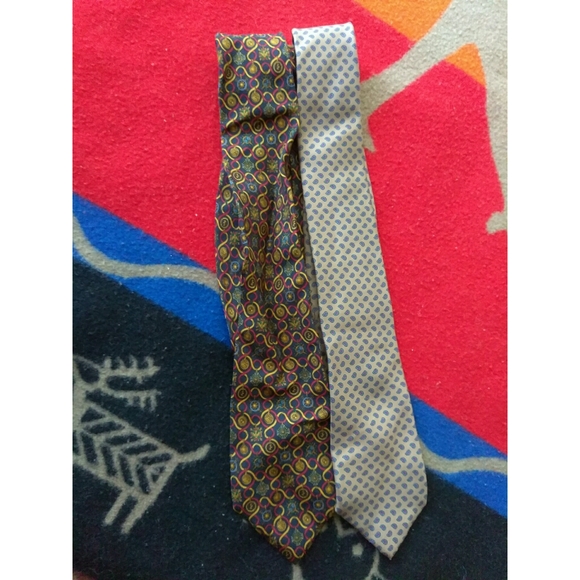 Luxury Tie Bundle - Picture 3 of 7
